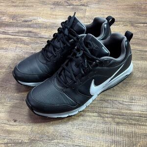 Nike Black and Gray Men's Sneakers